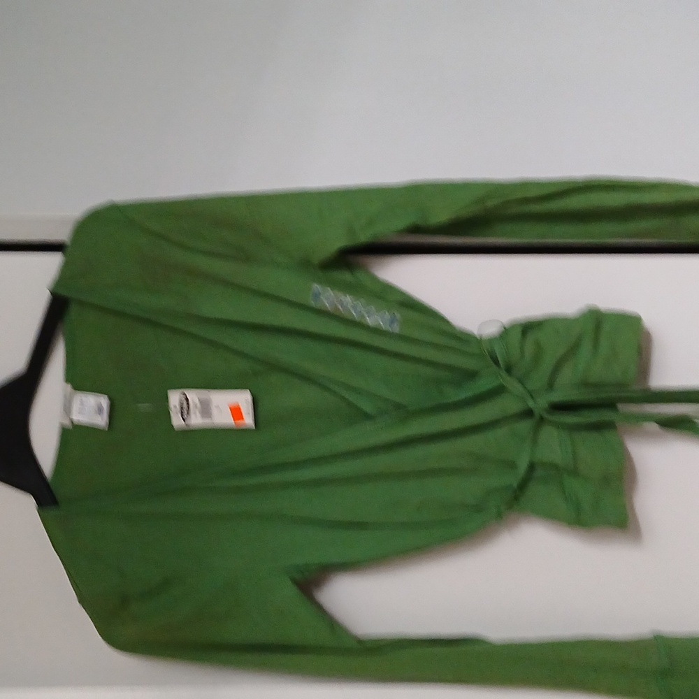 Women's old navy wraparound top in green